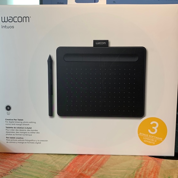 Wacom Intuos Graphics Drawing Tablet - Picture 1 of 2